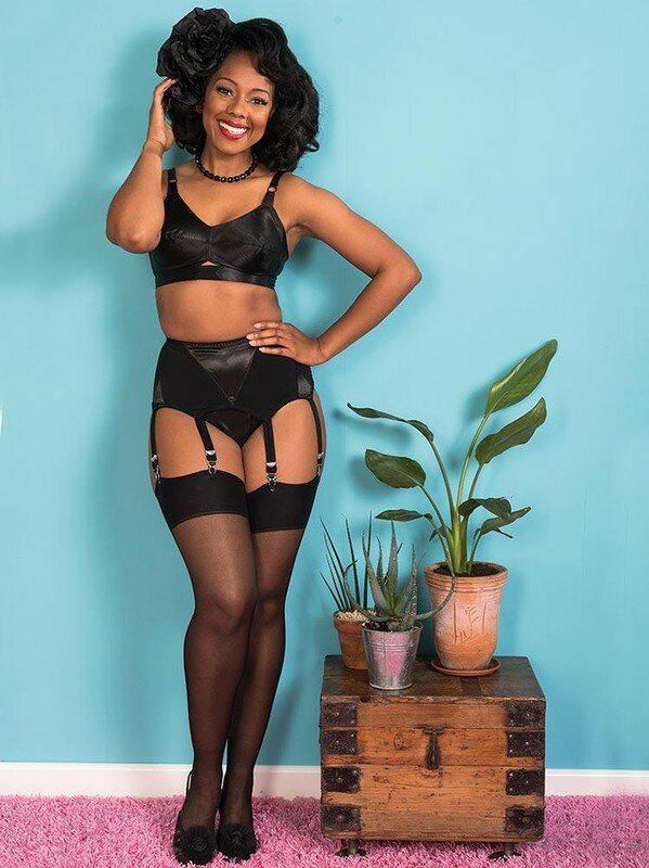 1950 fully fashioned stockings retro lingerie and nylon фото
