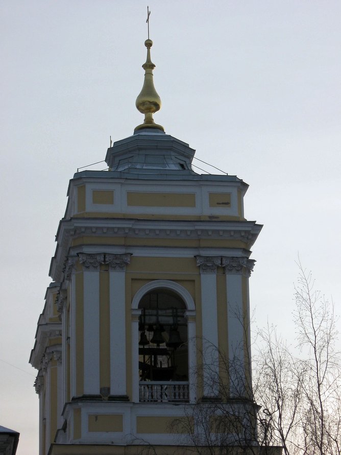 александро-невская лавра колокольня фото