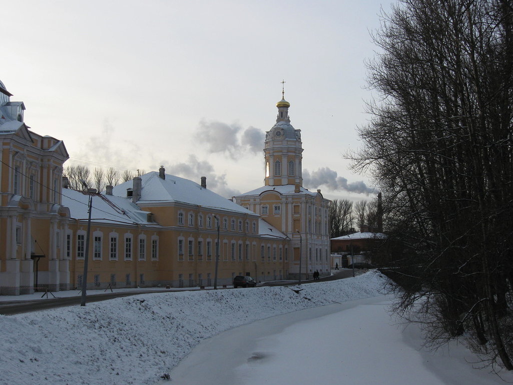 александро-невская лавра зима фото