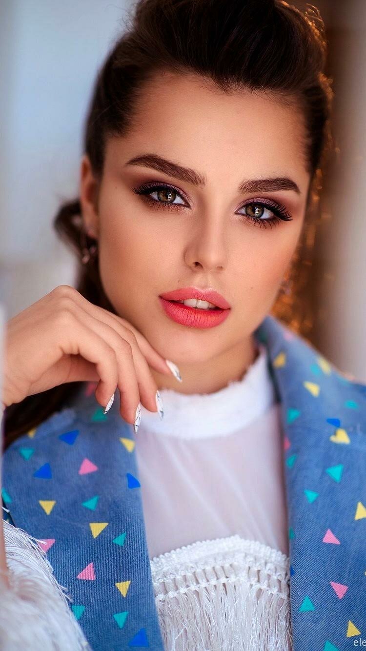 анастасия леонова модель фото