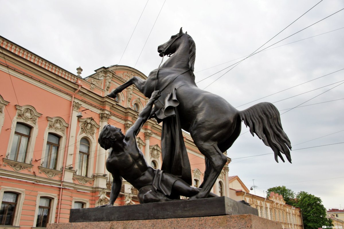 аничков мост в санкт петербурге фото