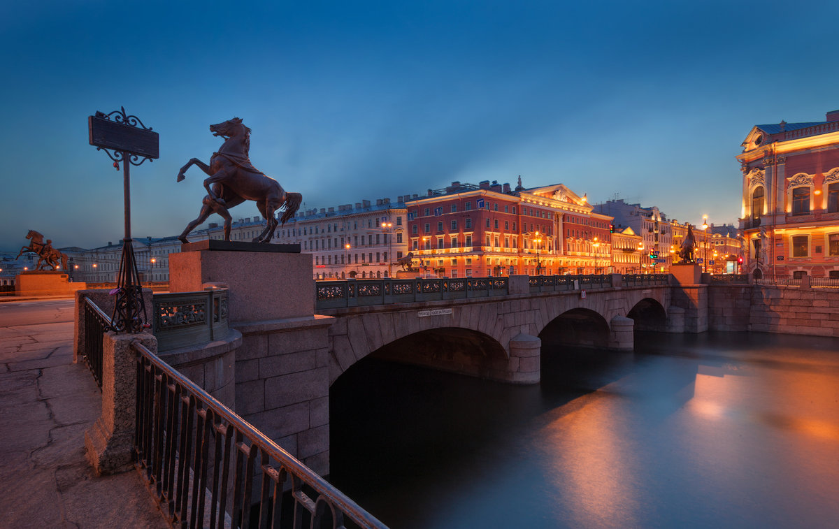 аничков мост в санкт петербурге фото