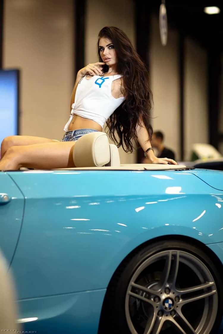 авто и девушки фото
