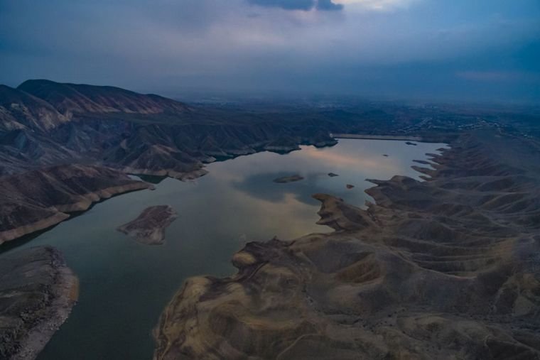 азатское водохранилище армения фото