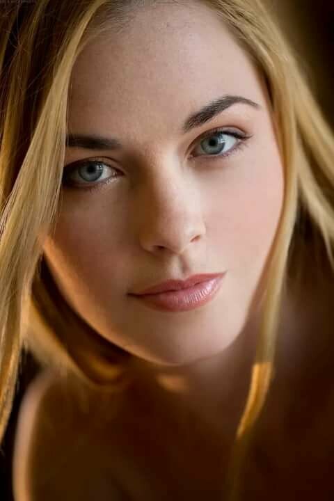 bailey rayne фото