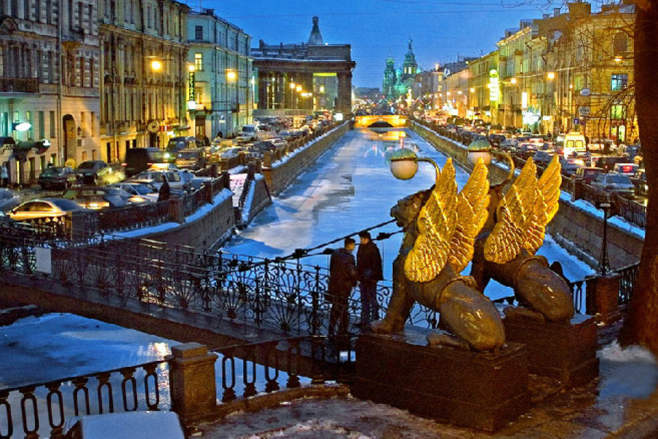банковский мост в санкт петербурге фото