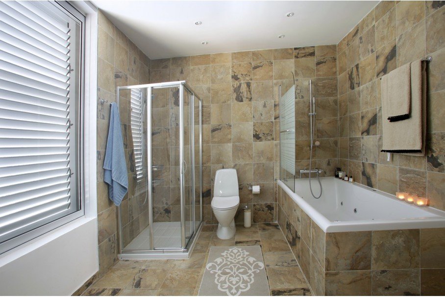 bathroom remodel shower tile stones фото