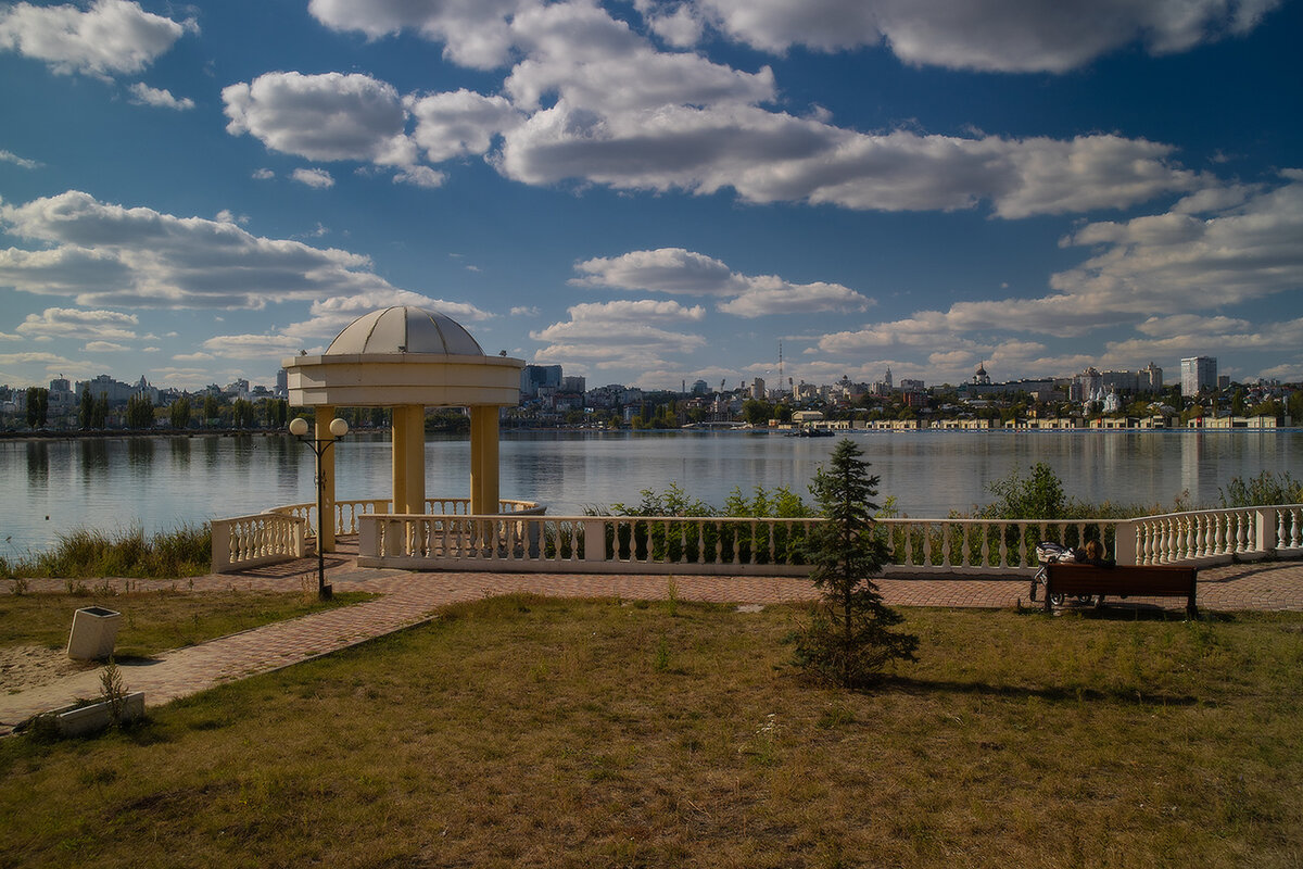 беседка на волжской набережной картинка ярославль фото
