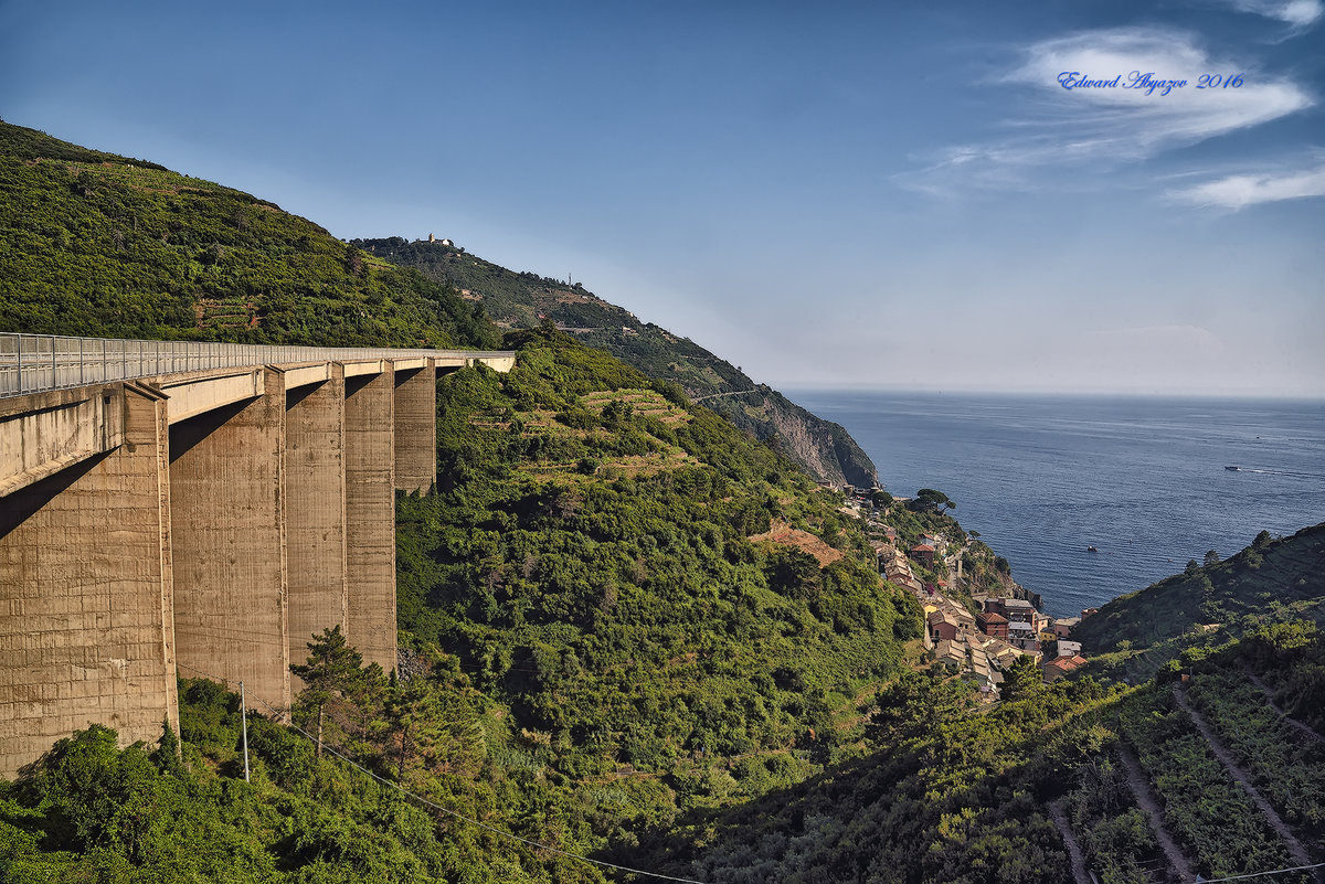 bixby creek bridge, california фото