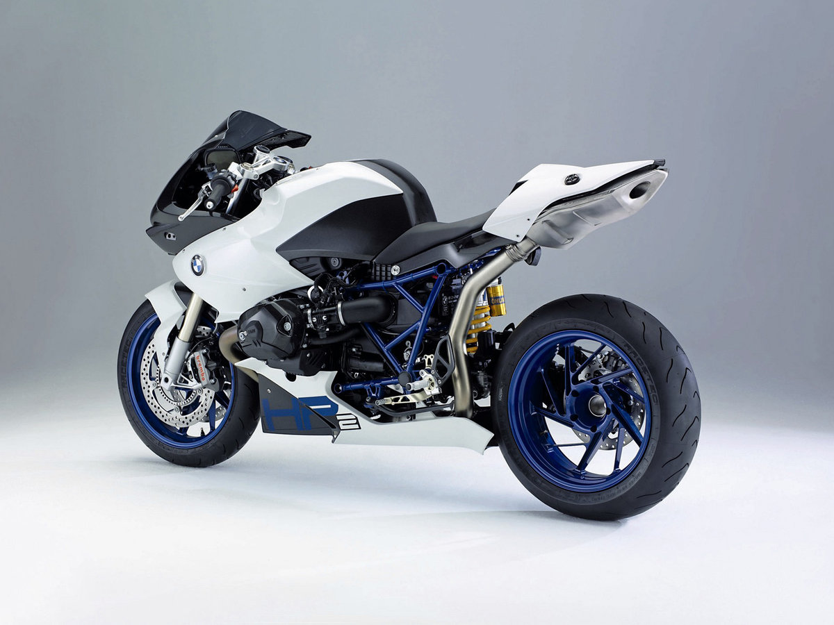 BMW HP2 Sport фото