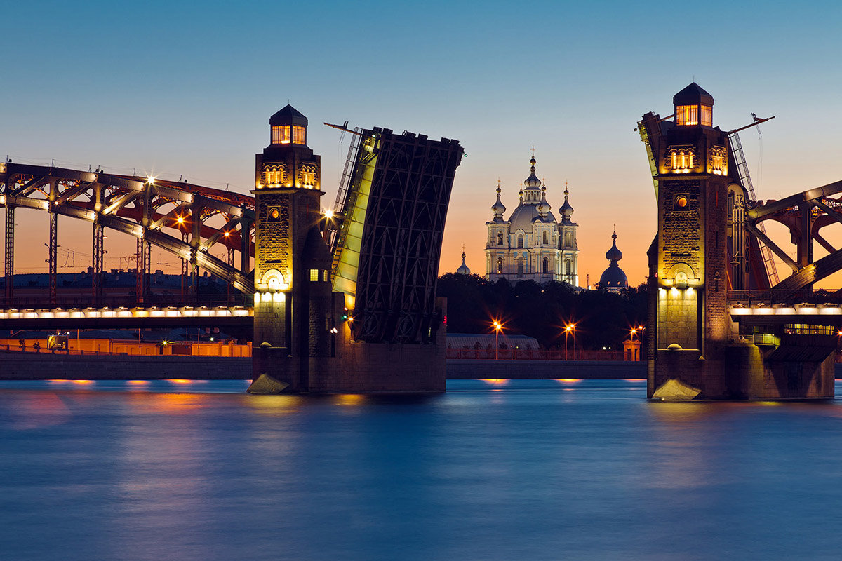 большеохтинский мост в санкт-петербурге фото