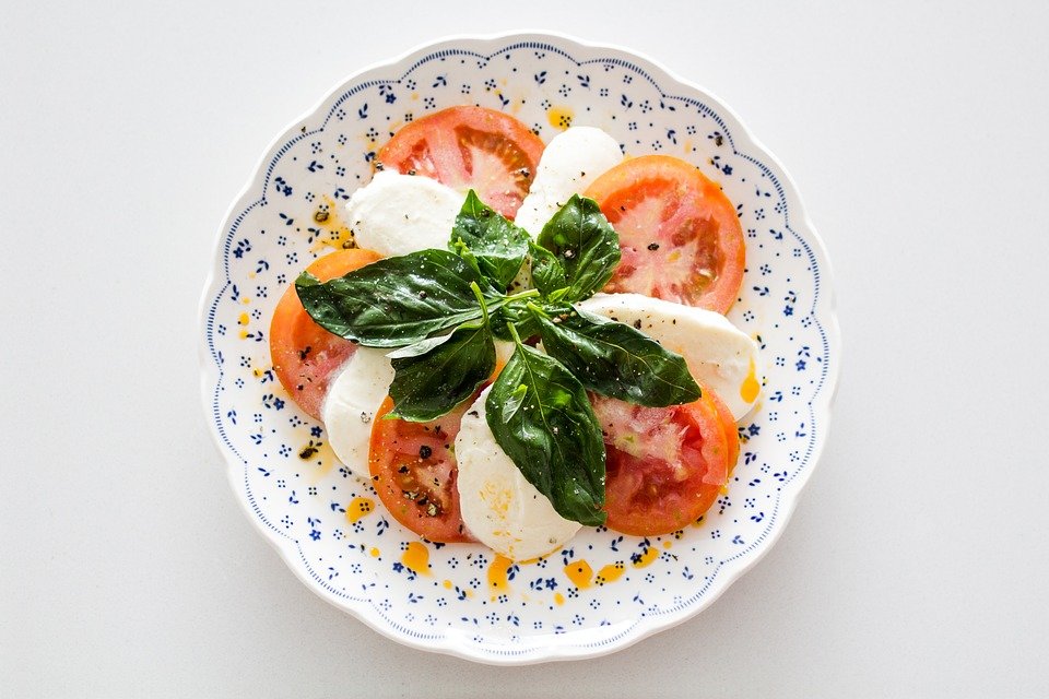 caprese salad фото