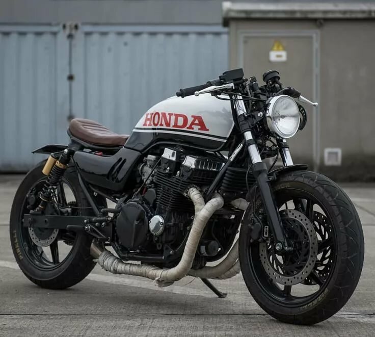 cb 1300 кафе рейсер фото