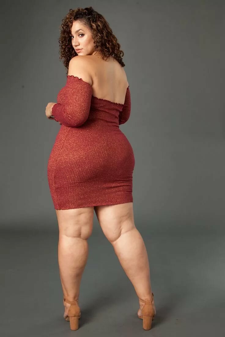 curvy plus size dresses фото