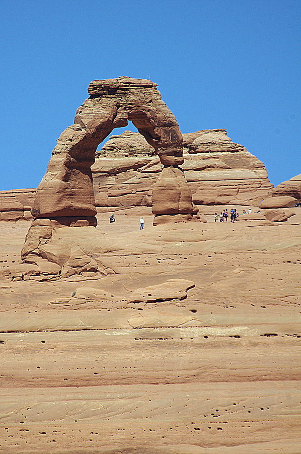 Delicate Arch фото