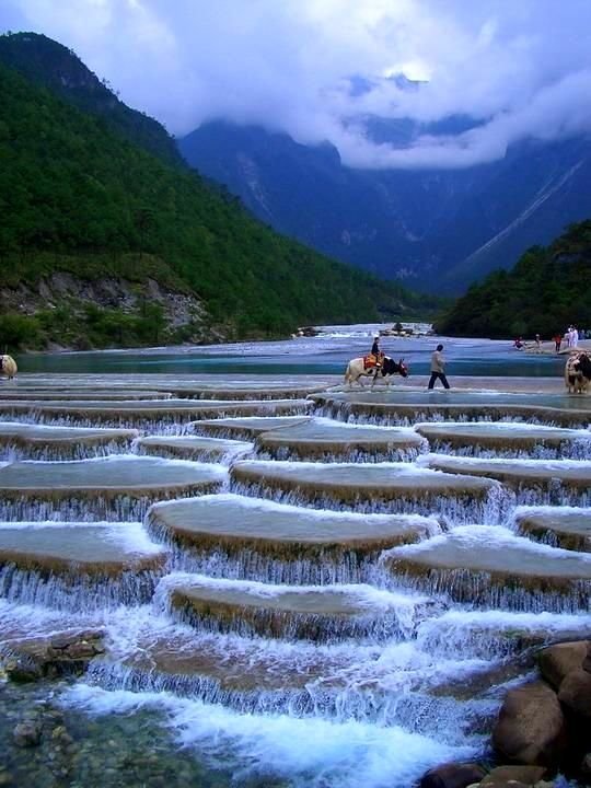 долина голубой луны китай фото