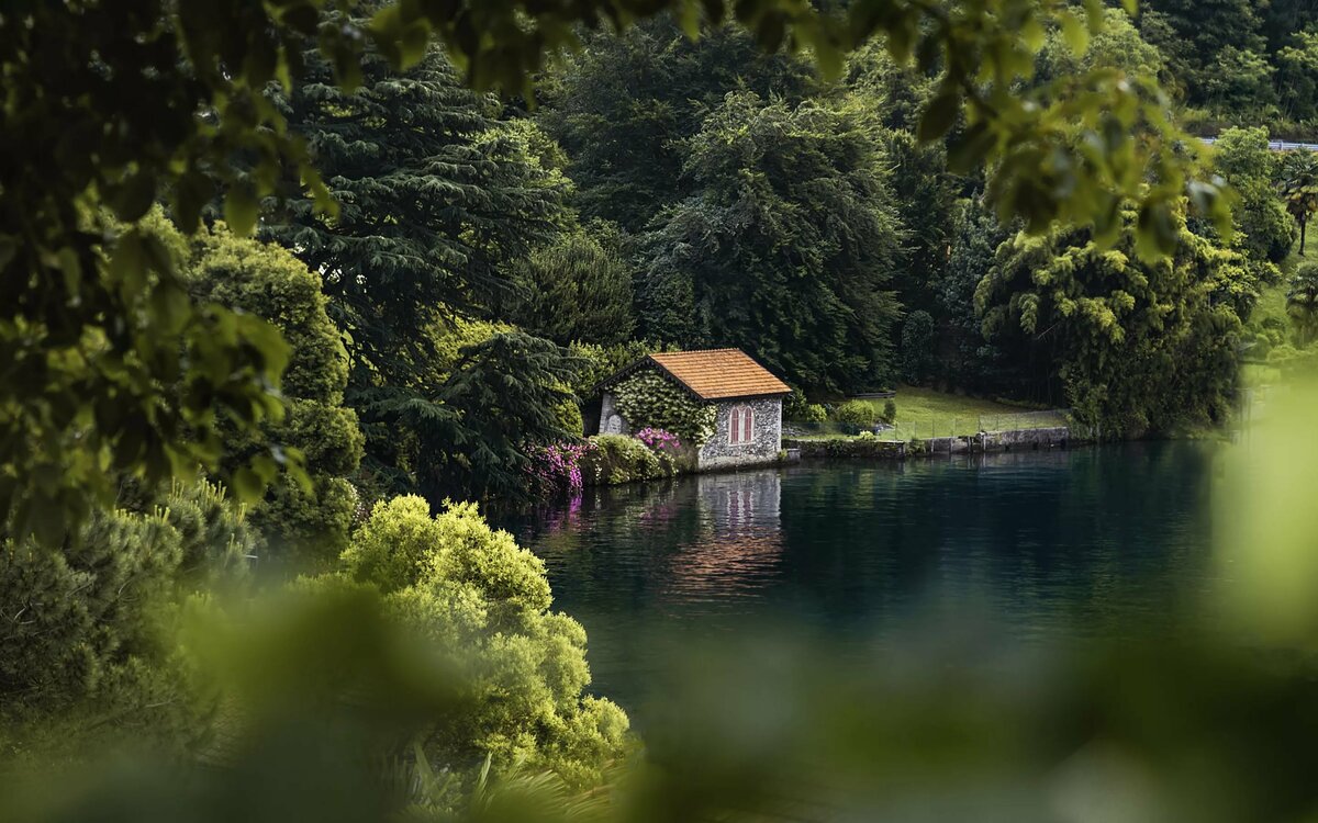 домик у озера фото красивые фото