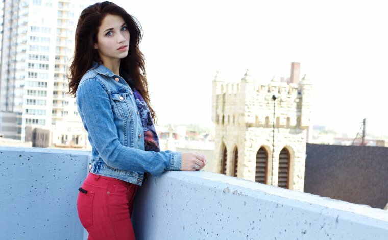 emily rudd фото