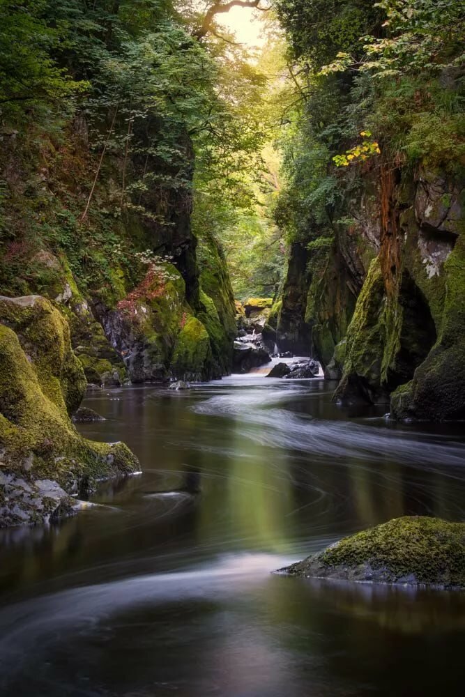 fairy glen gorge. фото