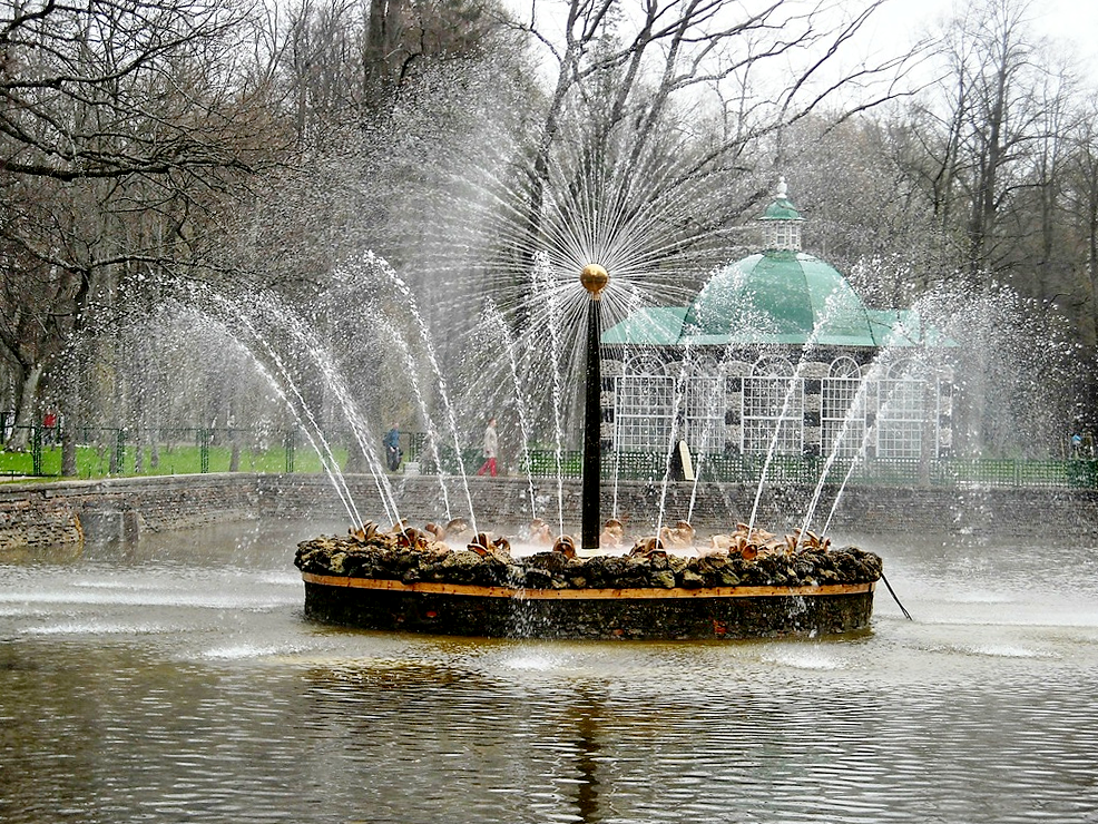 фонтан солнце в петергофе фото