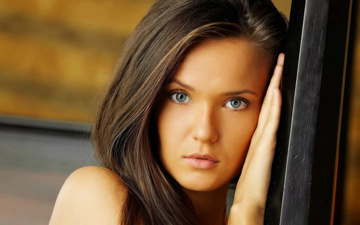 фото красивых женщин фото