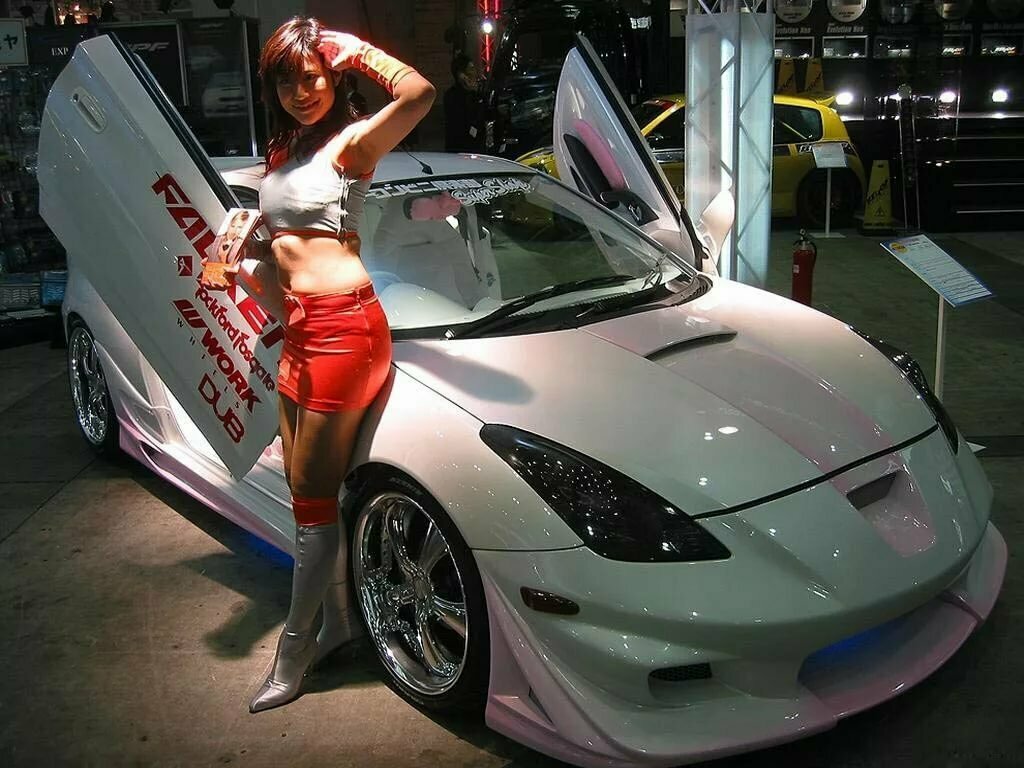 фото тюнинговые тачки с девушками фото