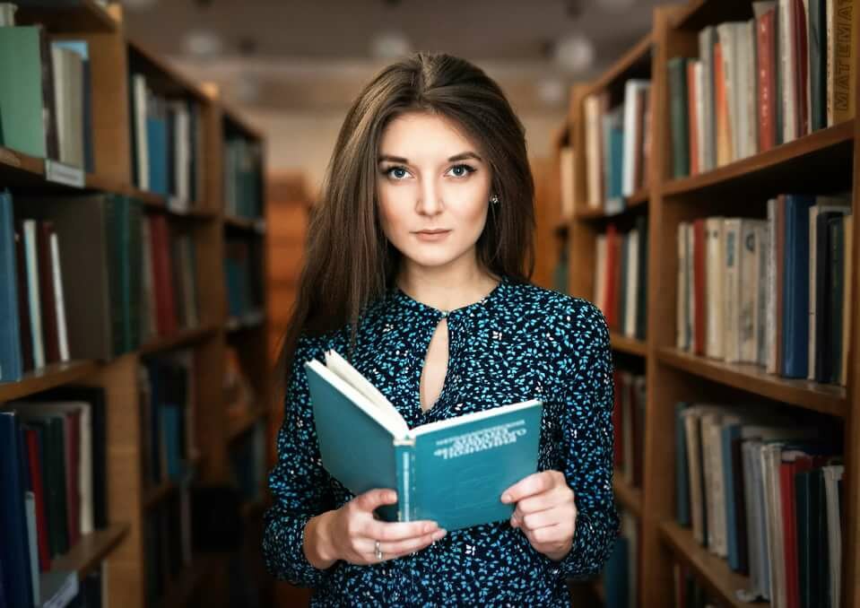 фотосессия в библиотеке фото