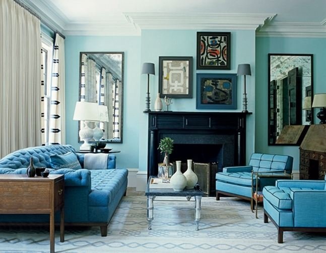 голубые стены в интерьере гостиной фото