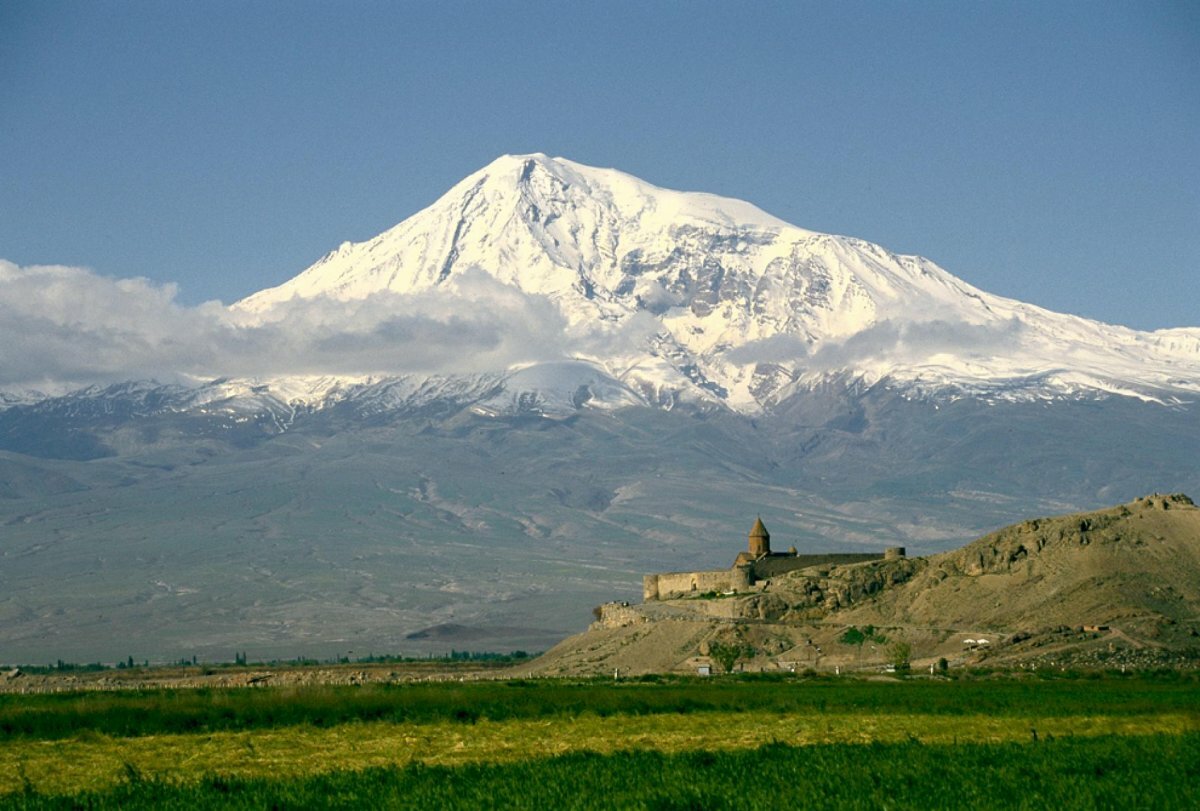 гора арарат турция фото