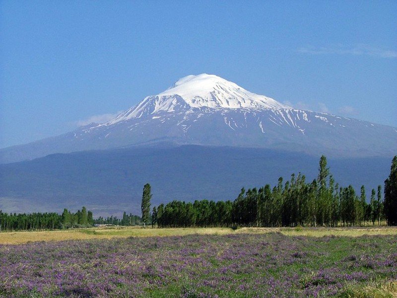 гора арарат турция фото