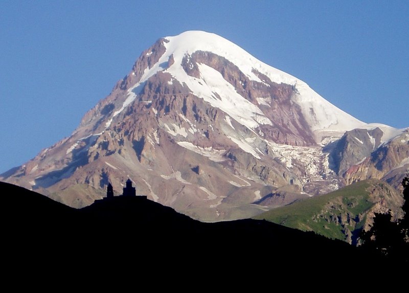 гора казбек фото