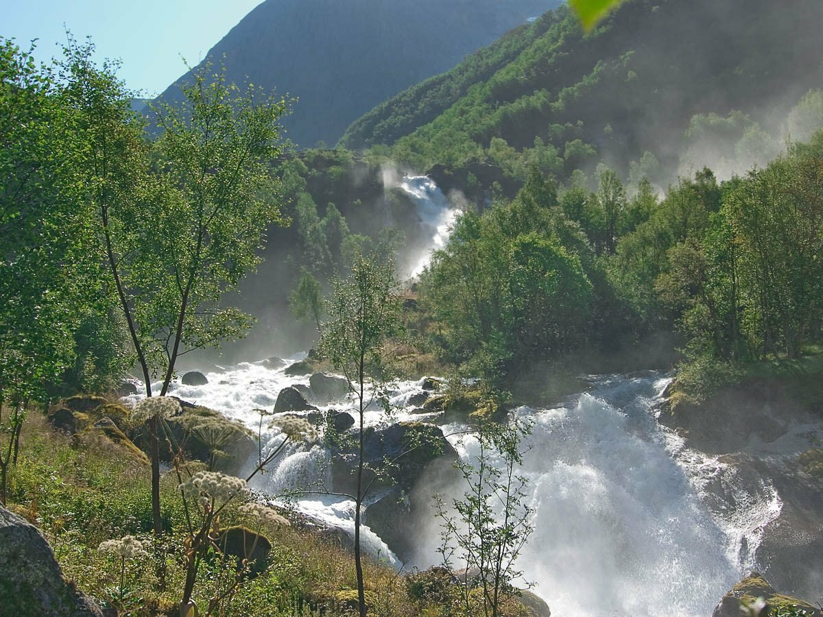 горная река фото