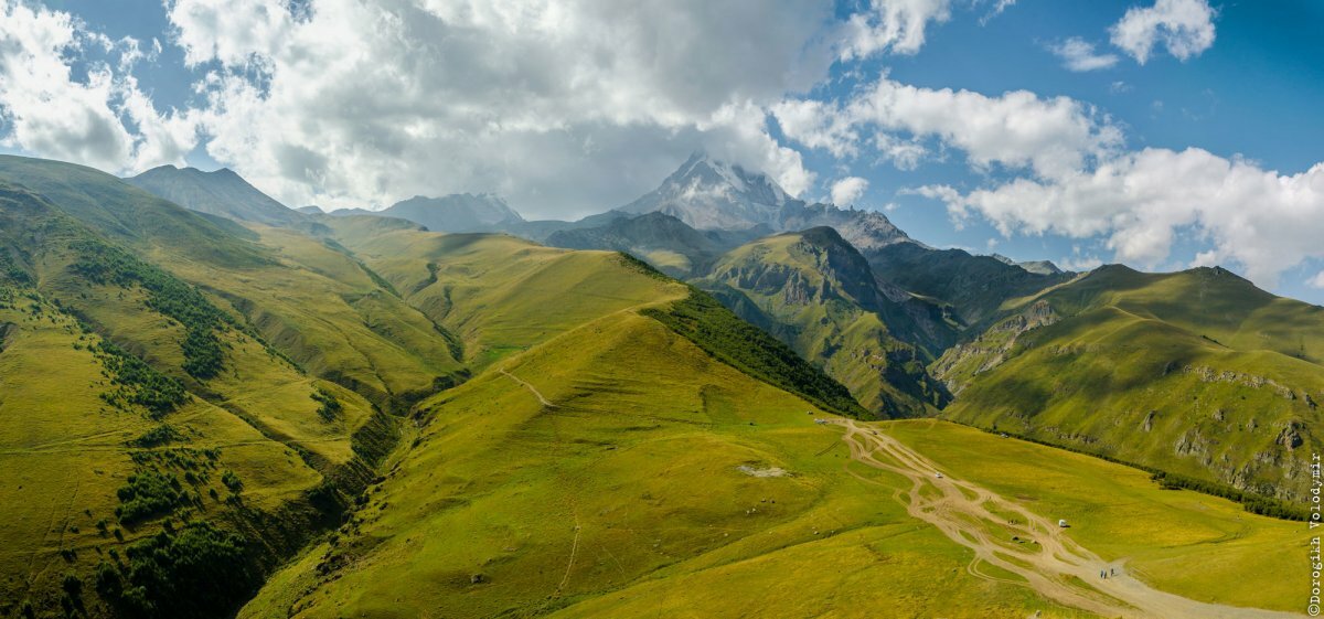 горы грузии фото