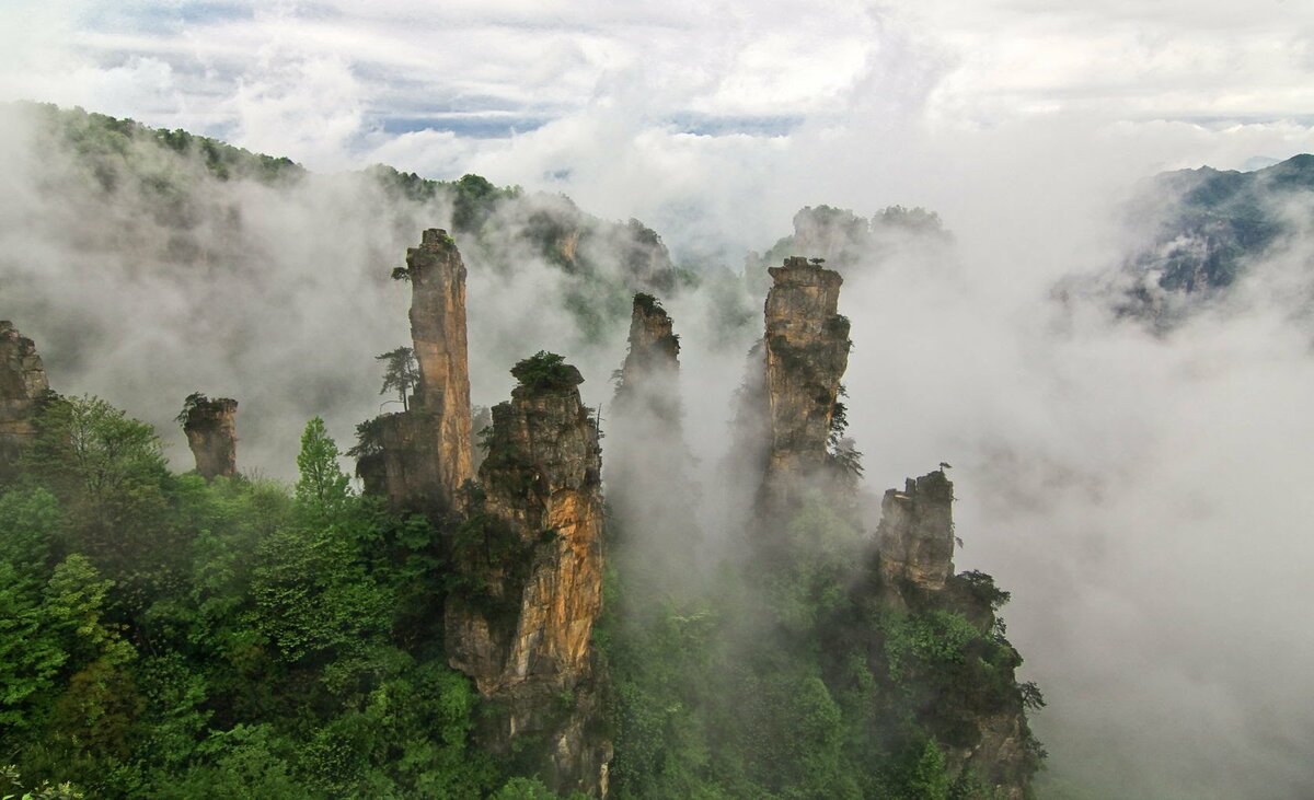 горы тианзи, китай фото