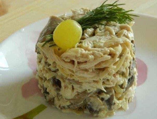 грибной салат с курицей фото