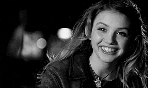 hannah murray гиф фото
