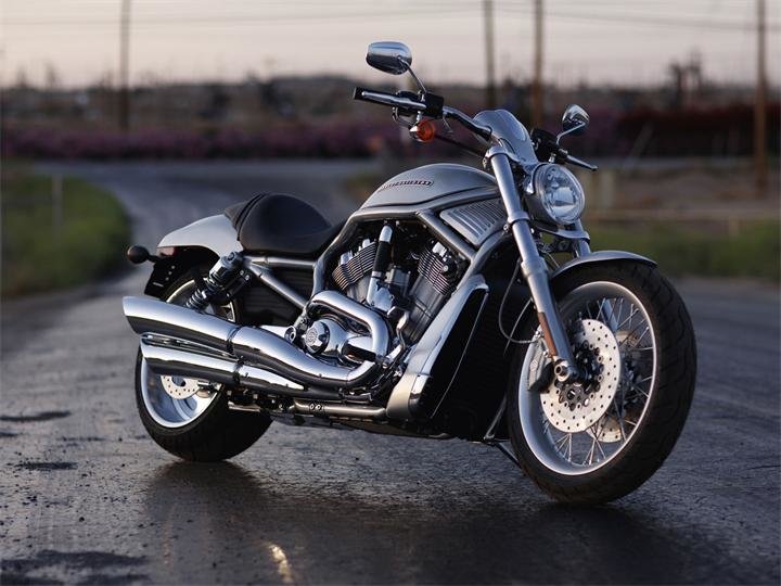 Harley-Davidson VRSC фото