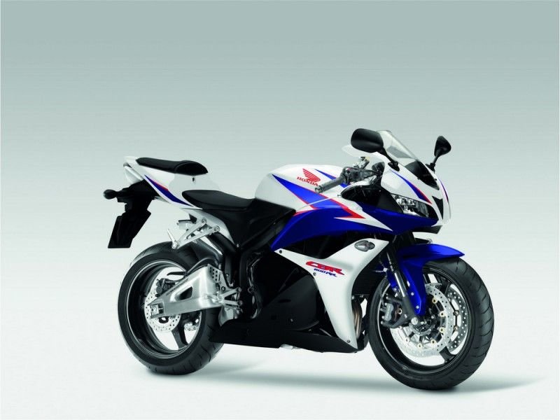 Honda CBR600RR фото