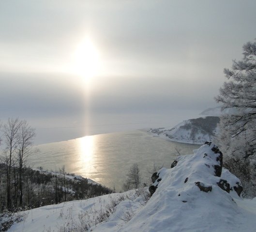 камень черского зима фото