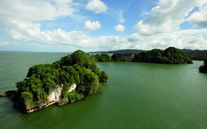 картинки с морем и зелеными островами фото