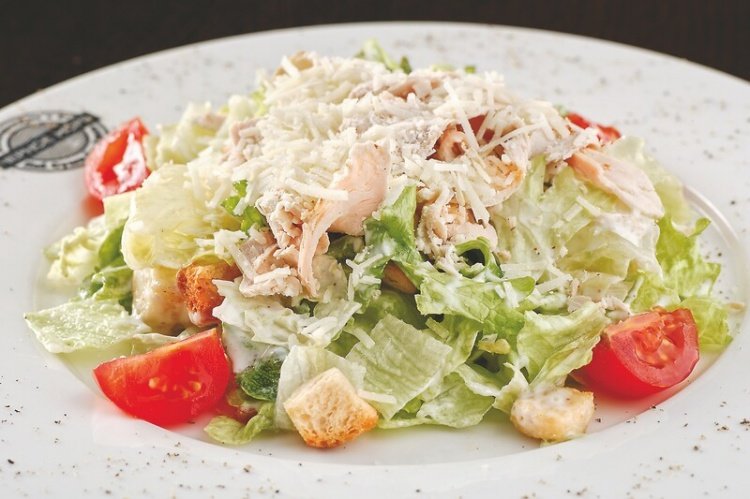 картинки салат цезарь с курицей фото