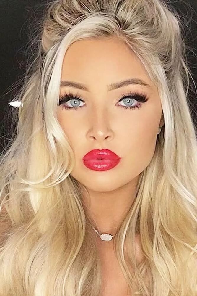 katerina rozmajzl губы фото