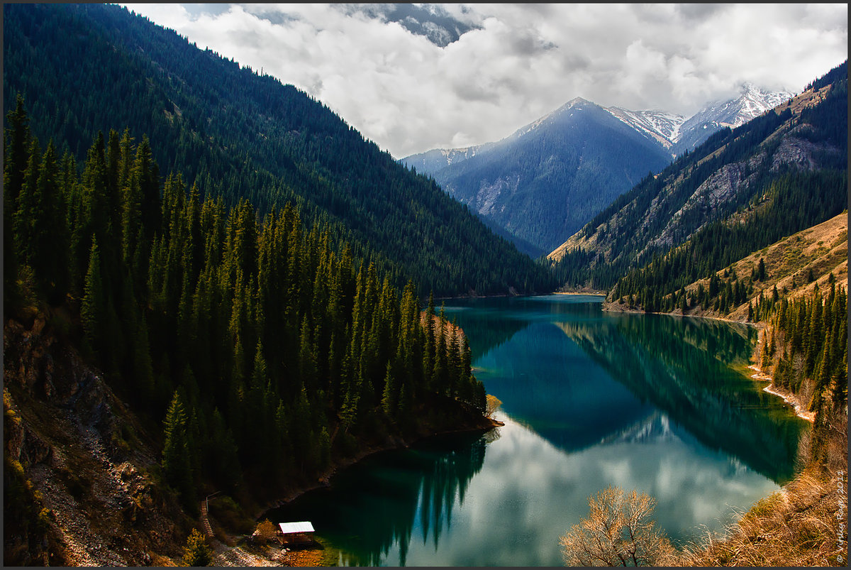 казахстан кольсайские озера фото