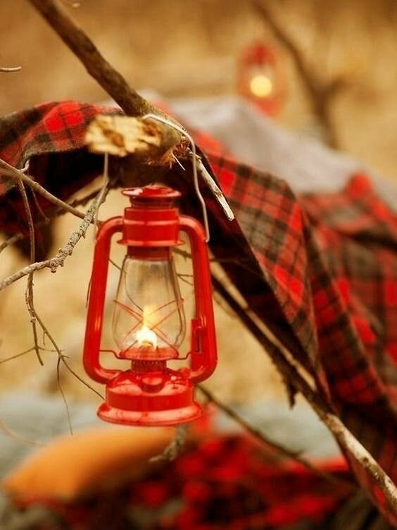 kerosene lantern фото