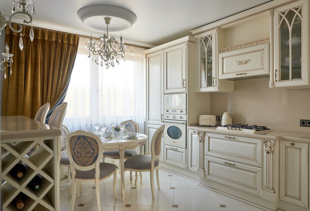 классическая кухня в светлых тонах фото