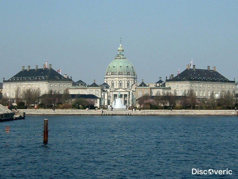 королевский дворец амалиенборг, дания фото