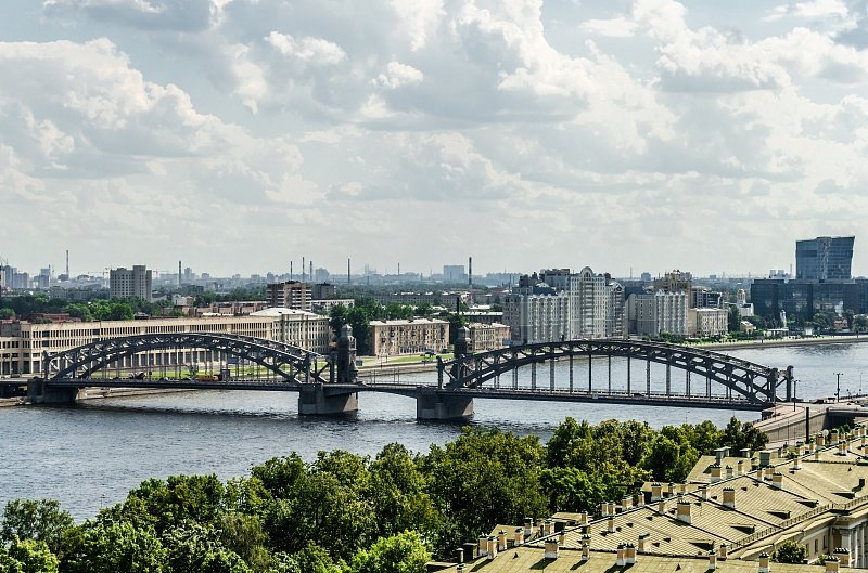 красногвардейский район большеохтинский мост фото