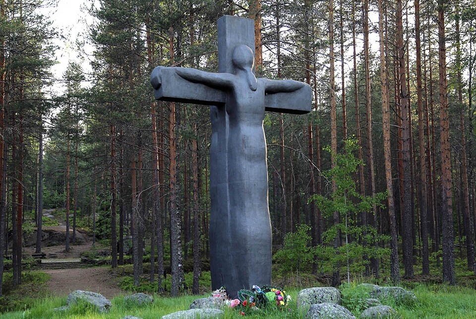 крест скорби карелия фото