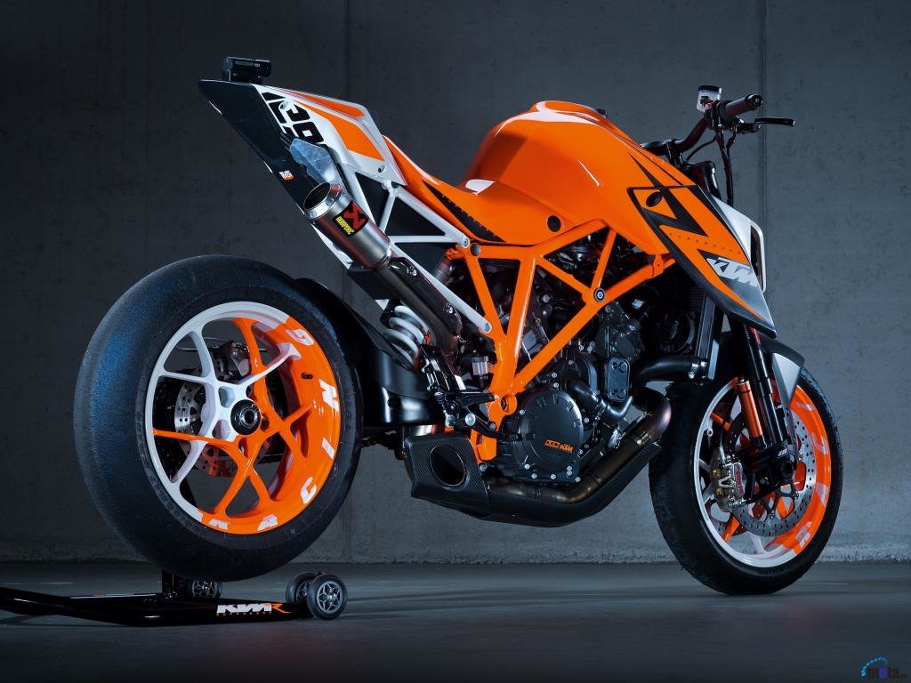 ktm 1290 super duke r колеса фото