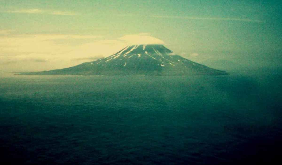 курильские острова знаменитые вулканы фото